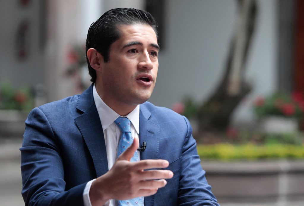 Richard Martínez