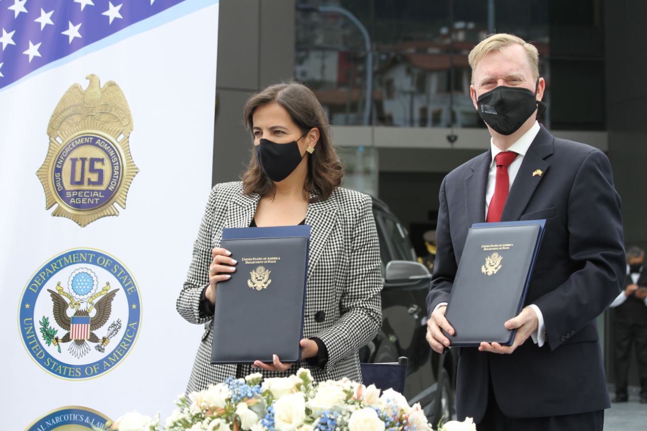 María Paula Romo y Mike Fiztpatrick