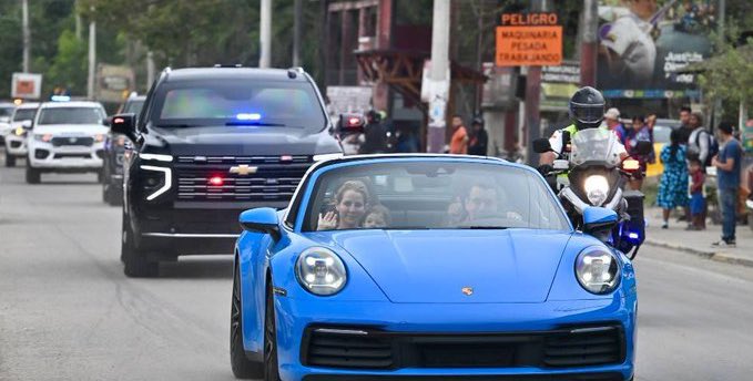 Daniel Noboa en Porsche