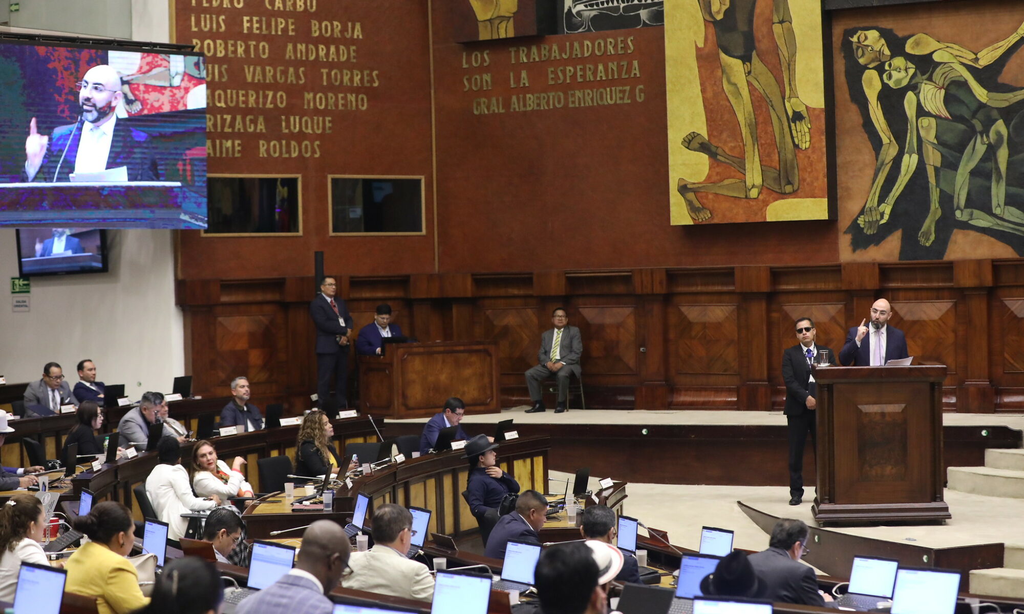 Mario Godoy en la Asamblea.