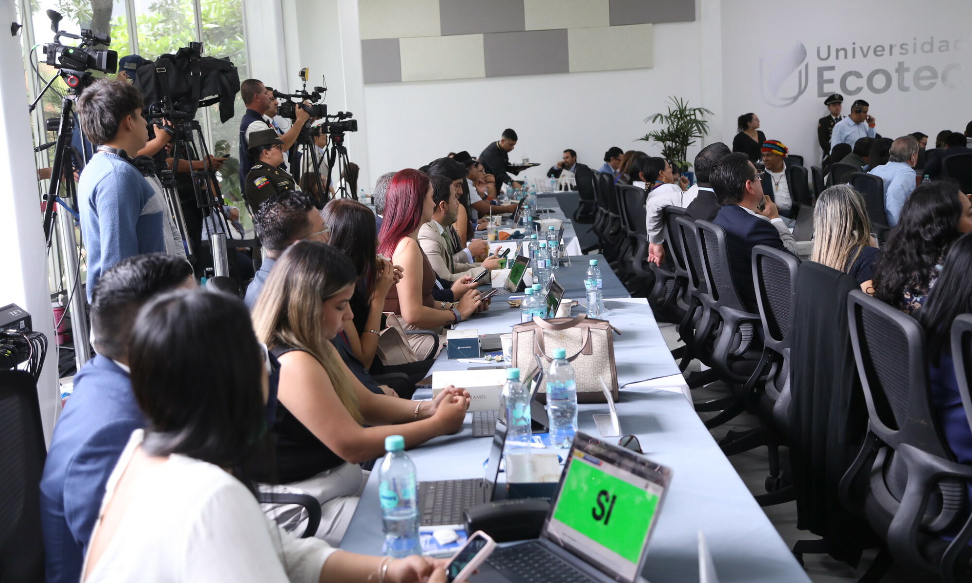 Bancada de ADN en Samborondón