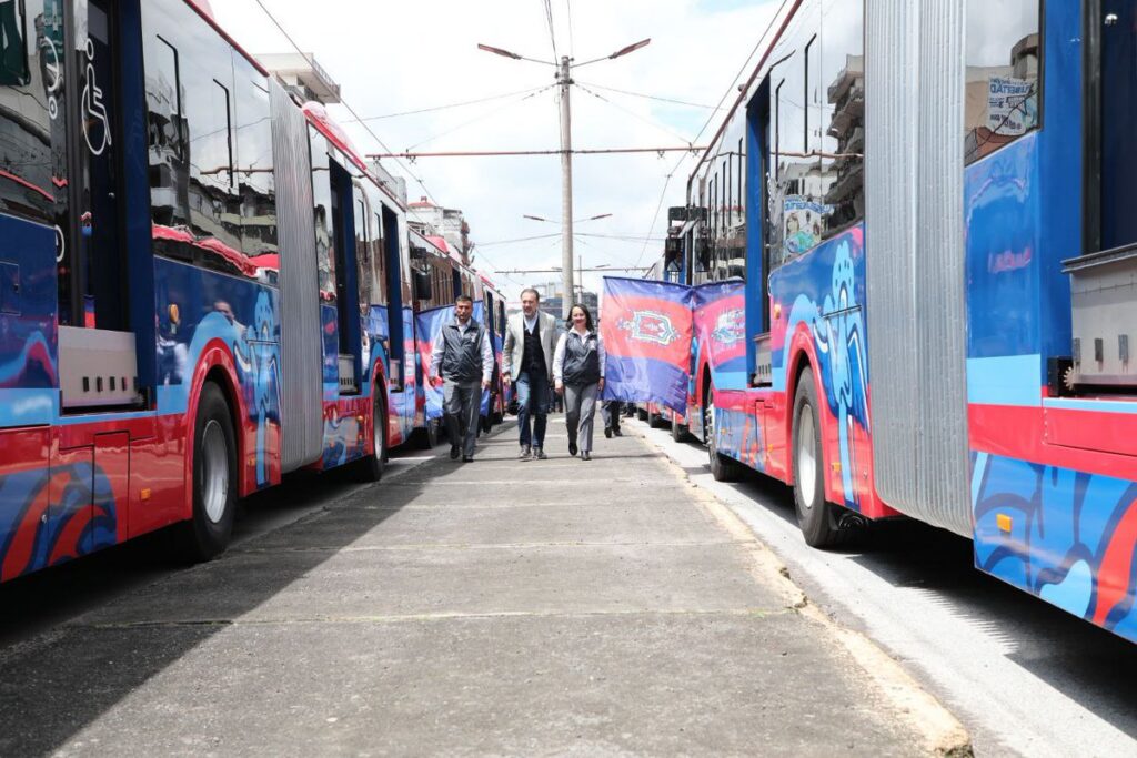 Pabel Muñoz y los trolebuses
